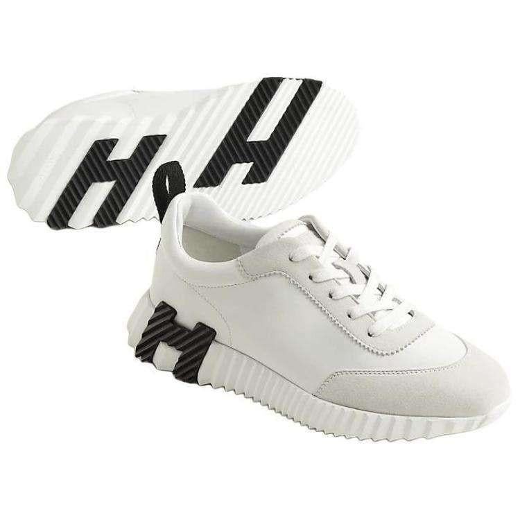 حذاء Sneakers أبيض كاجوال بنعل مريح وشعار H.