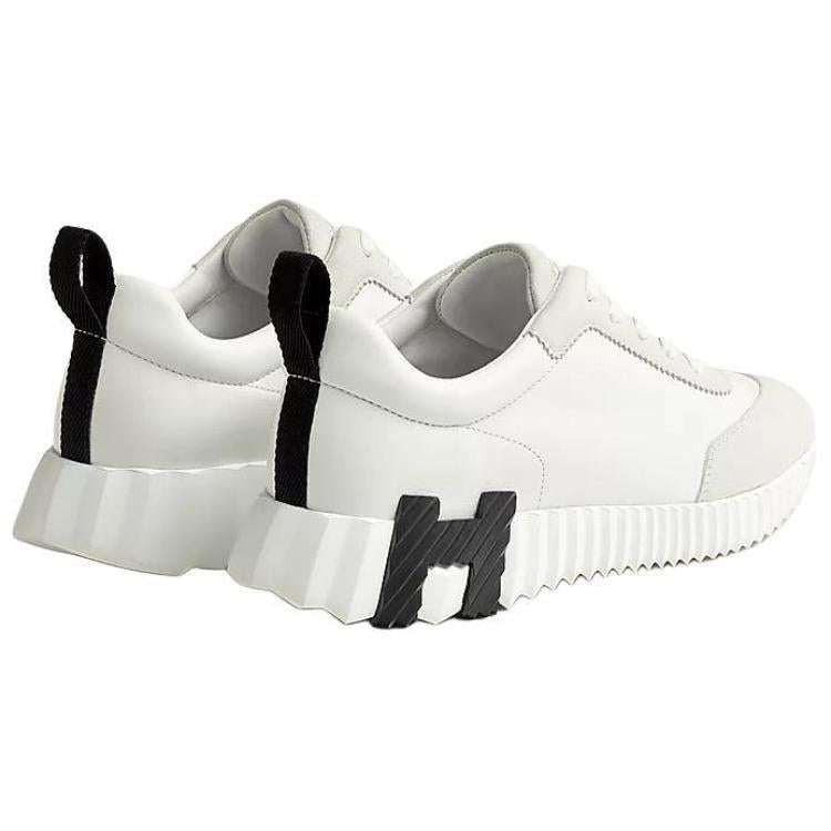 حذاء Sneakers أبيض كاجوال بنعل مريح وشعار H.