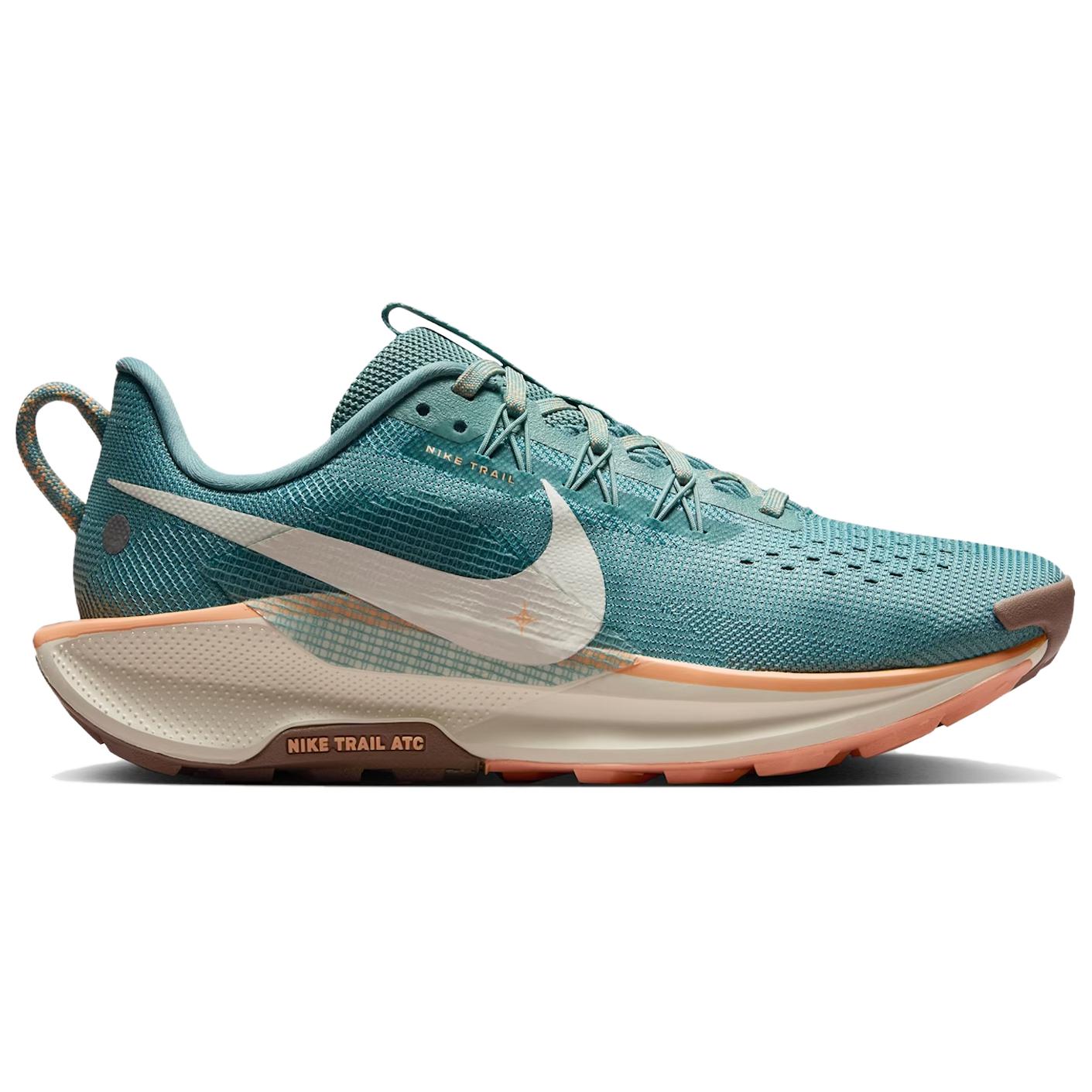 حذاء جري Nike Pegasus Trail بتصميم مميز وألوان متعددة