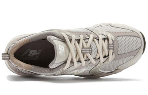 New Balance 530.