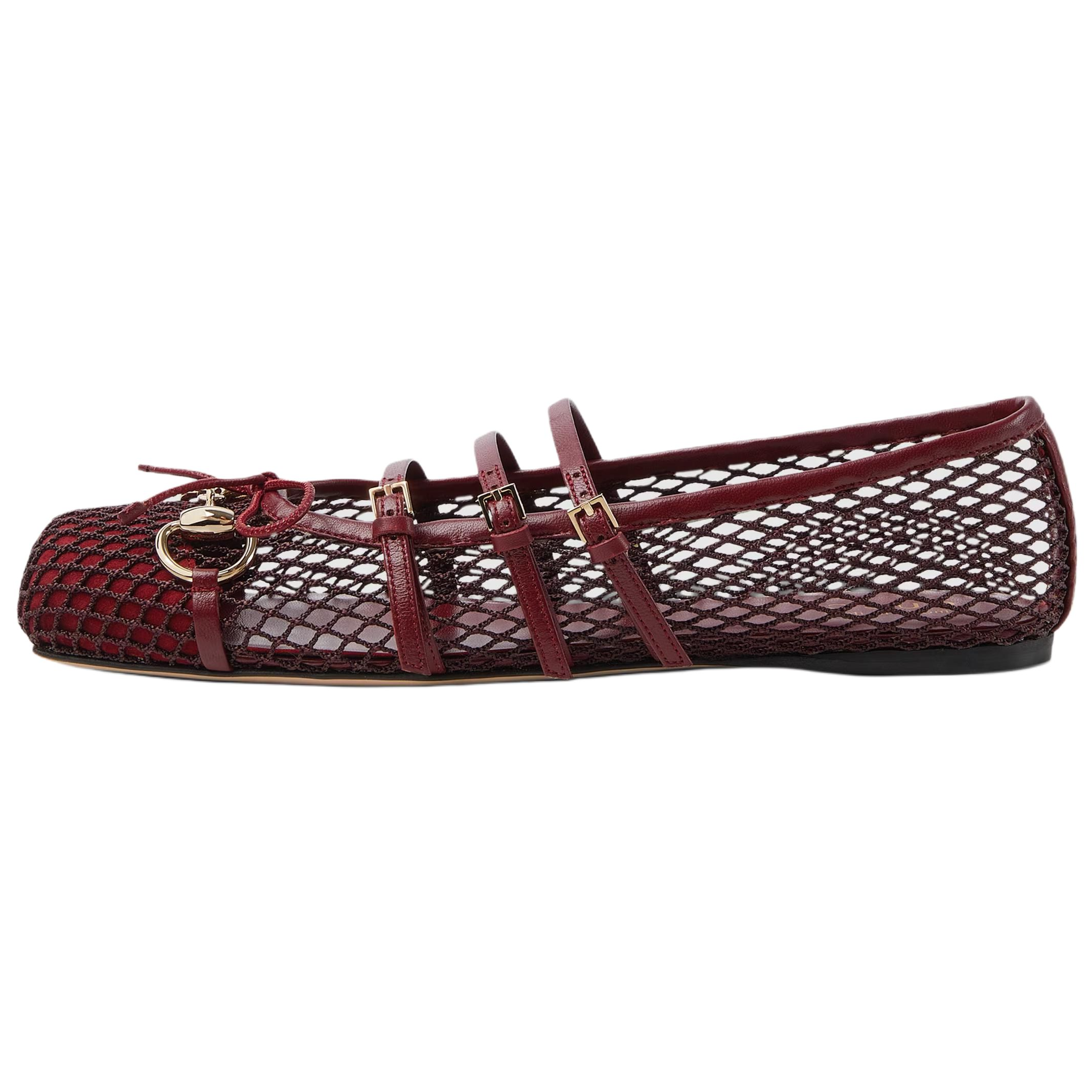 حذاء باليرينا شبكي من Gucci باللون العنابي