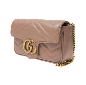 حقيبة Gucci Marmont صغيرة بسلسلة ذهبية - لون بيج.