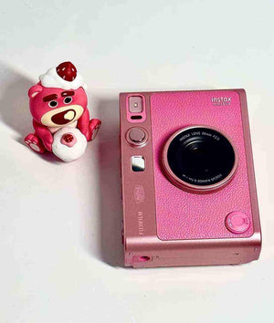 Instax Mini Evo Pink | كاميرا فورية هايبرد - إصدار وردي خاص وحصري ✨.
