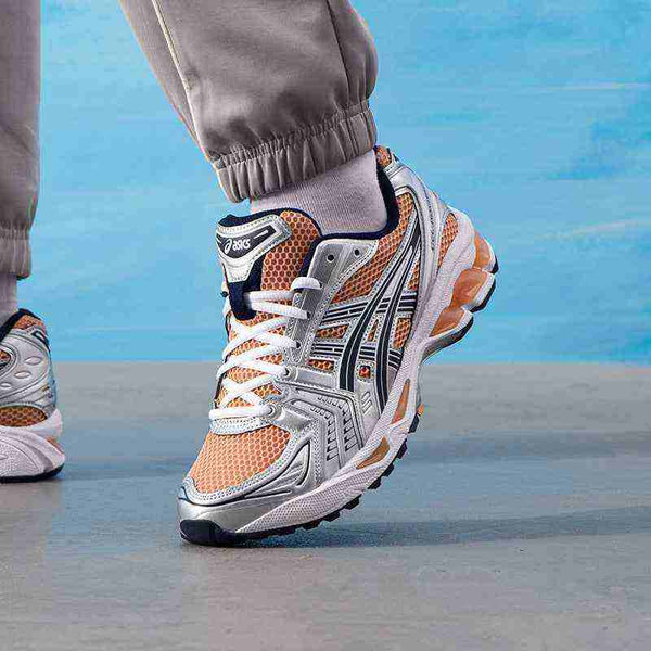 ASICS |GEL-KAYANO 14، أسكس، سنيكرز رياضي، برتقالي، فضي لامع، حذاء كاجوال، شبابي، حذاء للجري - رفعة