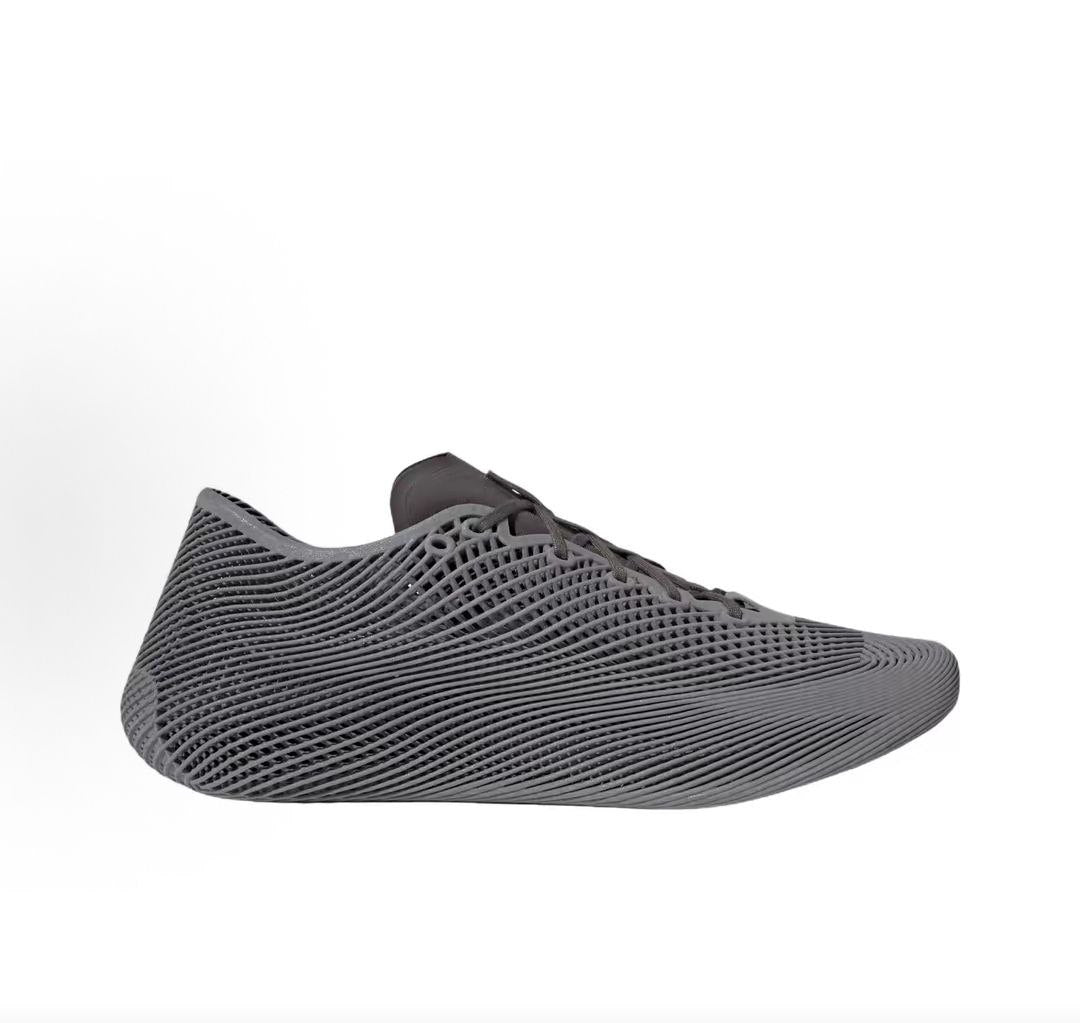حذاء Adidas Climamog رياضي مريح للمشي باللون الرمادي