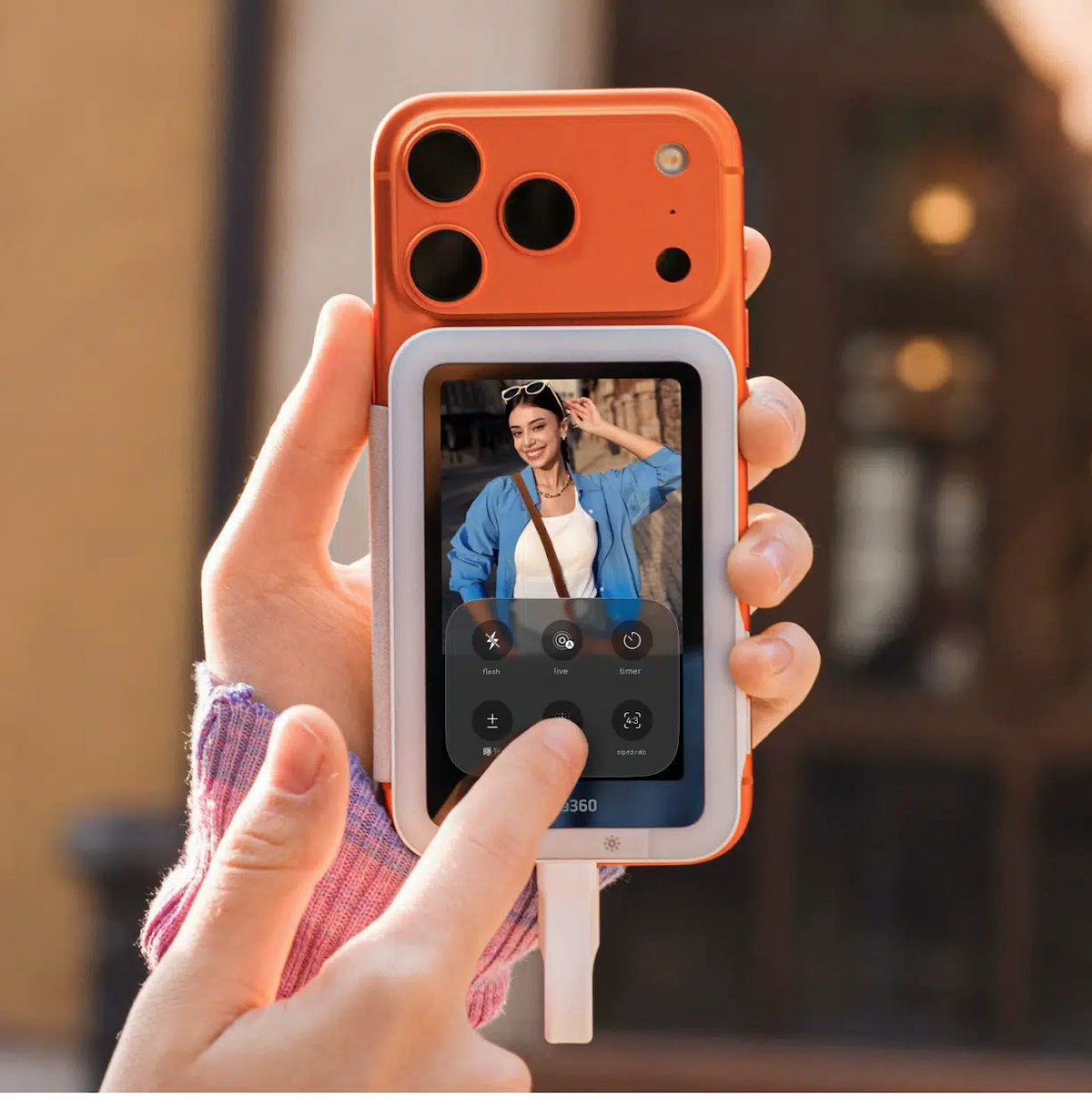 شاشة سيلفي Insta360 Snap المغناطيسية بإضاءة مدمجة للايفون والاندرويد