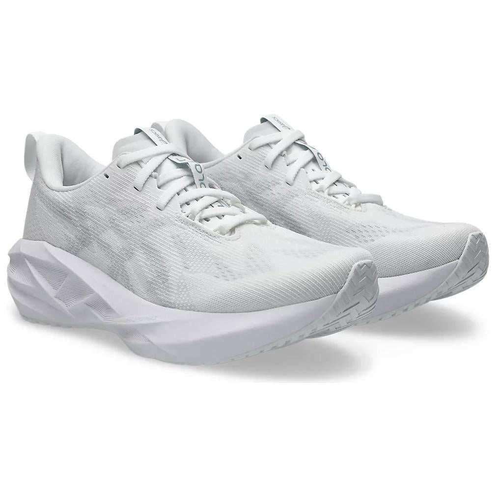 ASICS NOVABLAST 5 White.
