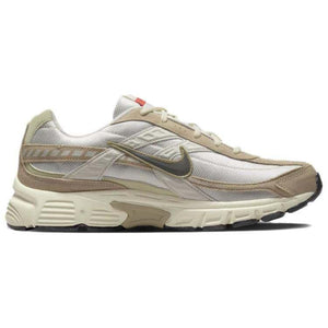 Nike Initiator White/Brown Running Shoes.