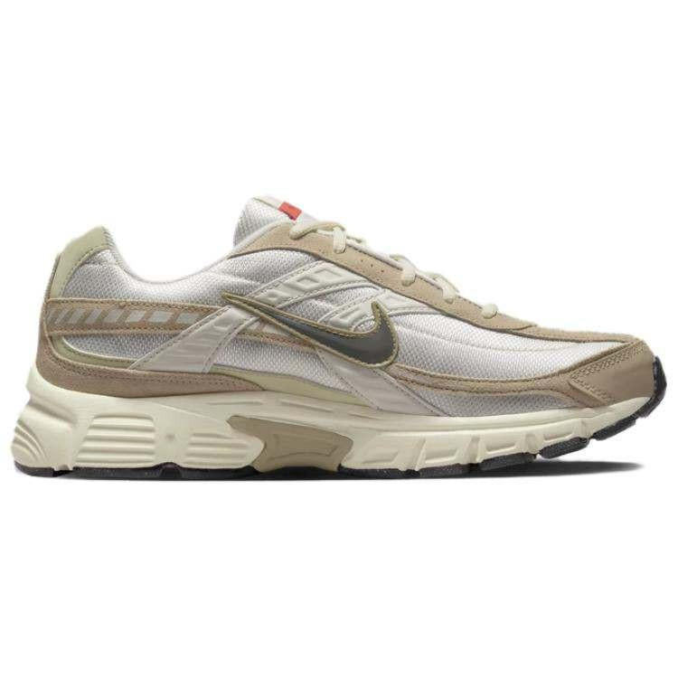 Nike Initiator White/Brown Running Shoes.