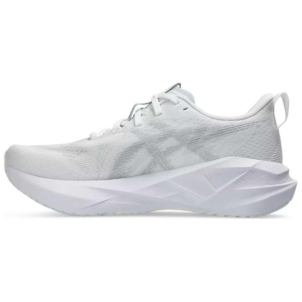 ASICS NOVABLAST 5 White.