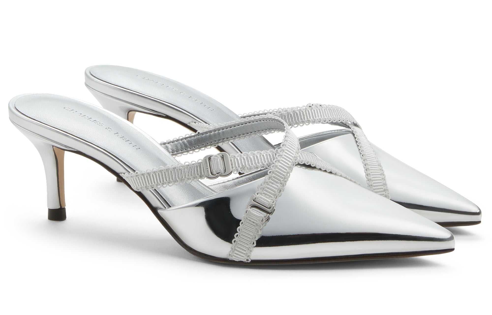 حذاء Mule نسائي مدبب بكعب قصير وأشرطة متقاطعة CHARLES & KEITH.