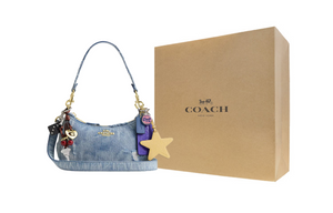 Coach Teri Shoulder Bag | حقيبة كوتش تيري الأصلية مع لمسات من المرح والحيوية 🍒⭐.
