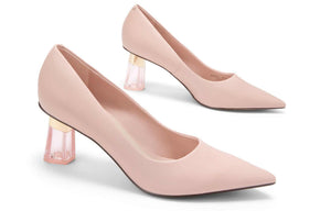 حذاء Pumps نسائي مدبب بكعب شفاف CHARLES & KEITH.