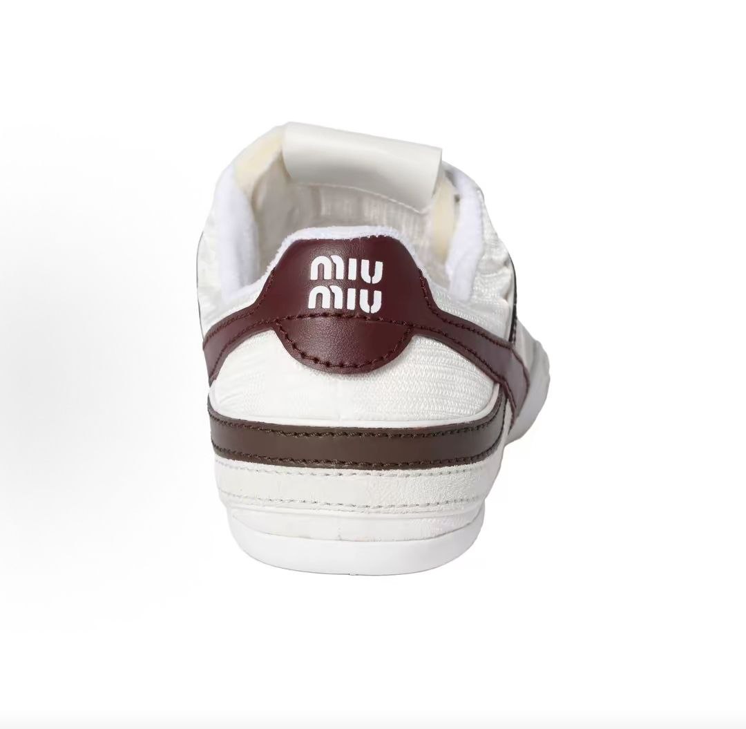 MIU MIU Gymnasium technical fabric logo embossed round toe lace-up low-top casual shoes, 2cm, women's white