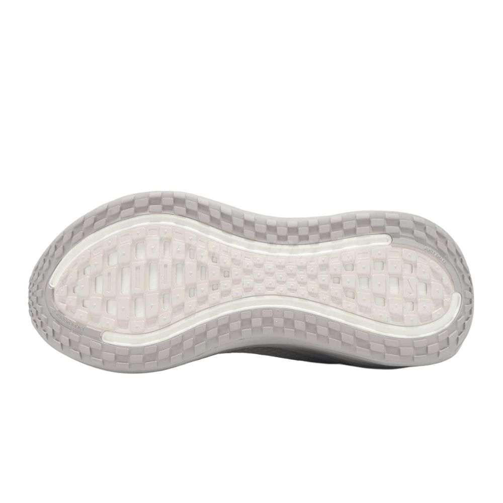 Nike Vomero Plus Beige Running Shoes.