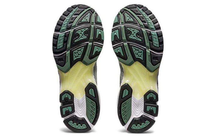 نعل حذاء Asics Gel-Kayano 14 فضي أخضر بتصميم مستقر ومريح لرياضة الجري