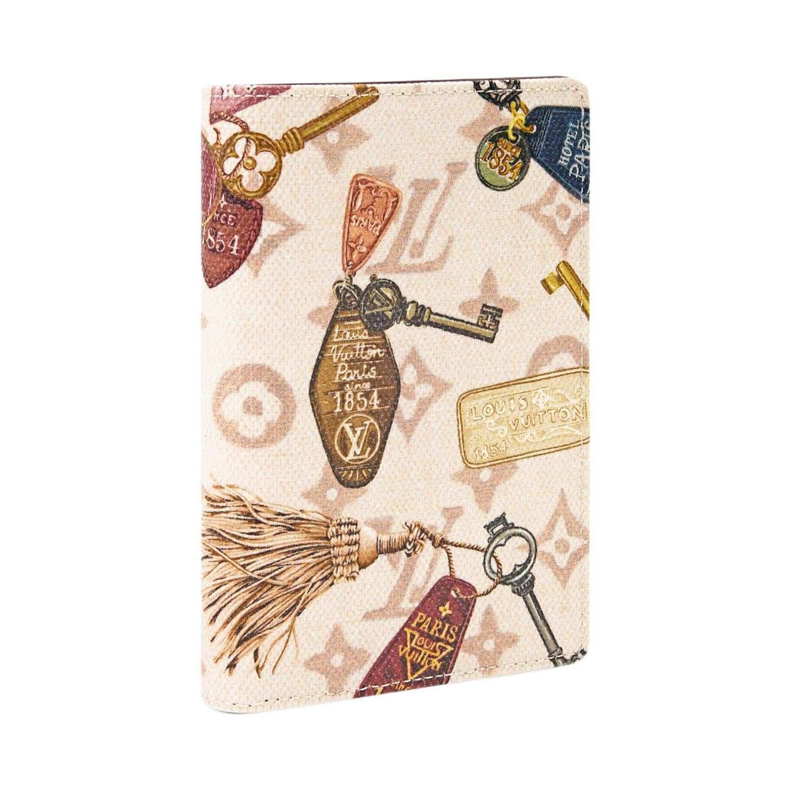 غلاف جواز سفر Monogram بنقشة مفاتيح Louis Vuitton.