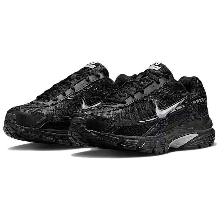 حذاء Nike Initiator رياضي للجري والمشي باللون الأسود.