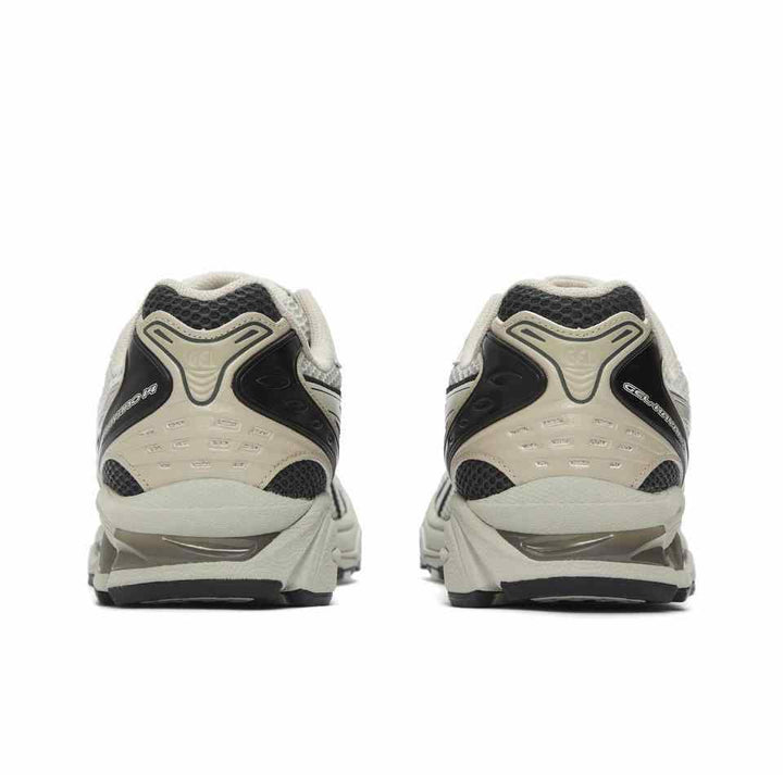 Asics حذاء سنيكرز Gel-Kayano 14 لون Smoke Grey برباط سريع ونعل مطاطي.