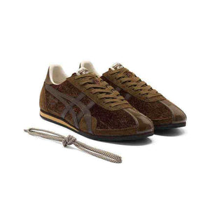 حذاء Onitsuka Tiger Mexico 66 بتصميم بني فاخر.