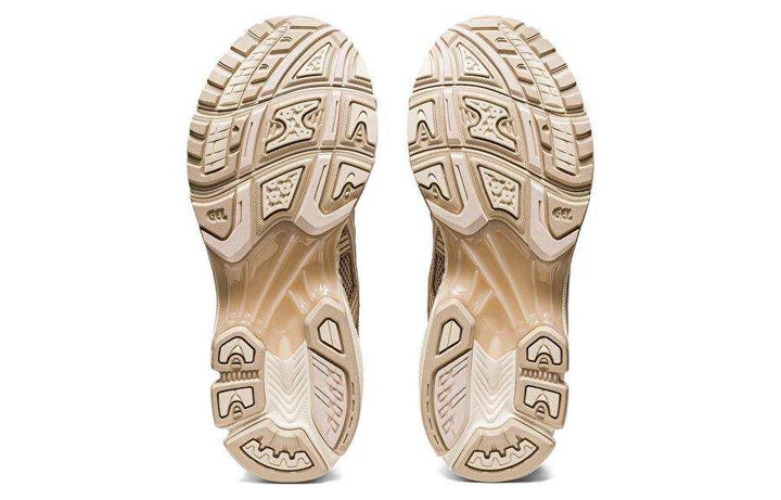 نعل حذاء Asics Gel-Kayano 14 بتصميم مرن ومريح بلون نود كريمي مقاوم للانزلاق