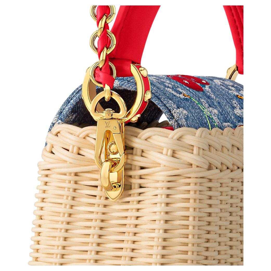 حقيبة Louis Vuitton x Murakami من القش و Denim Cherry أحمر.