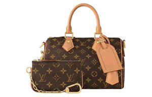 حقيبة Louis Vuitton Speedy 25 Monogram بنقشة كلاسيكية.