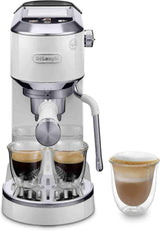 ماكينة DeLonghi لتحضير Espresso و Cold Brew بتصميم أنيق.