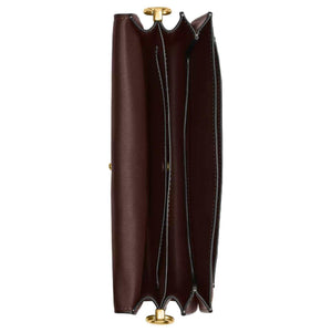 أناقة كلاسيكية بلون الـ Dark Cherry الغني.. حقيبة Coach Tabby 26 الفاخرة ✨.