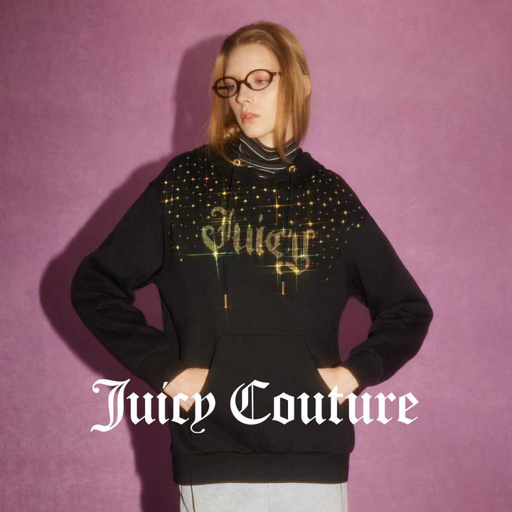 هودي JUICY COUTURE الأسود بتصميم أنيق ومريح مزين بأحجار كريستالية ذهبية.