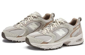 New Balance 530.