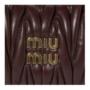 MIU MIU   ميو ميو حقيبة هوبو واندر بتصميم مبطن جلد نابا.