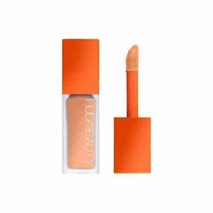 Huda Beauty Liquid Matte Lipstick Orange.