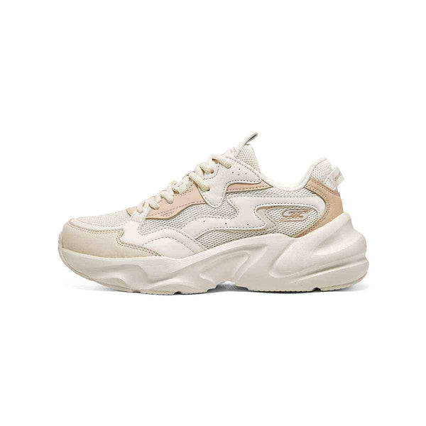 Beige and white Skechers D'LITES daddy breathable women's casual running shoes with cushioned sole for spring and summer
