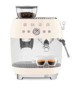 ماكينة اسبريسو SMEG Espresso Machine بمطحنة مدمجة وتصميم كلاسيكي.