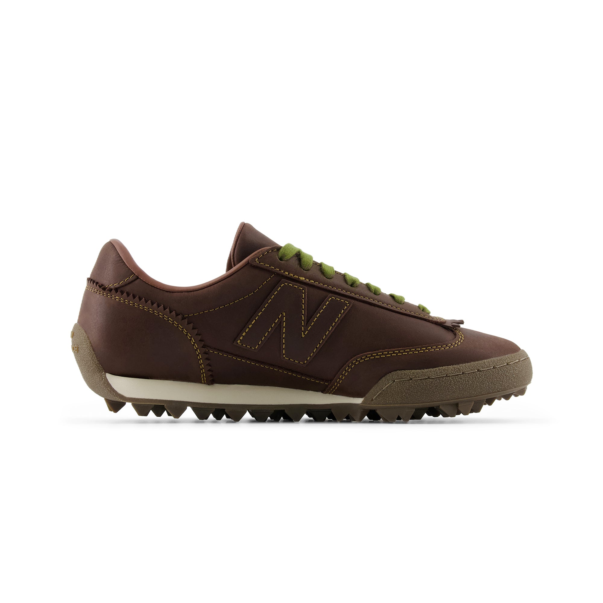 حذاء New Balance بني من الجلد حذاء رياضي مريح