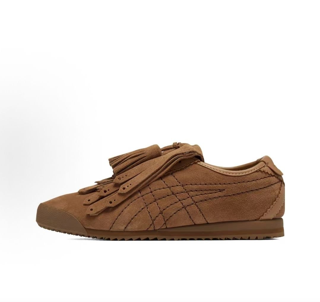 حذاء Onitsuka Tiger رياضي مريح من الشمواه البني بشرّابات
