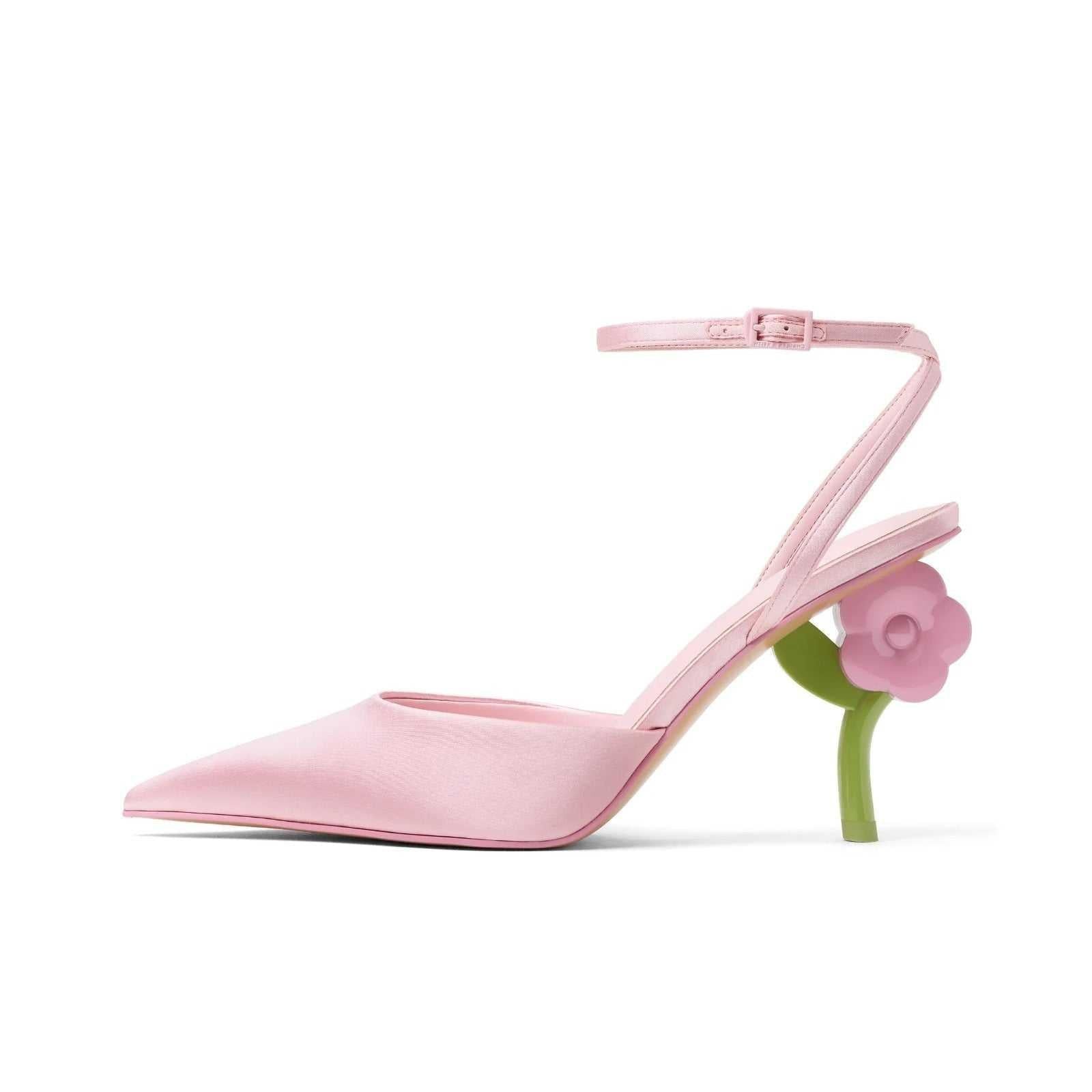 حذاء سلينج باك ساتان وردي بكعب الزهرة الأنثوي والراقي من Charles & Keith Heels 🌸✨.