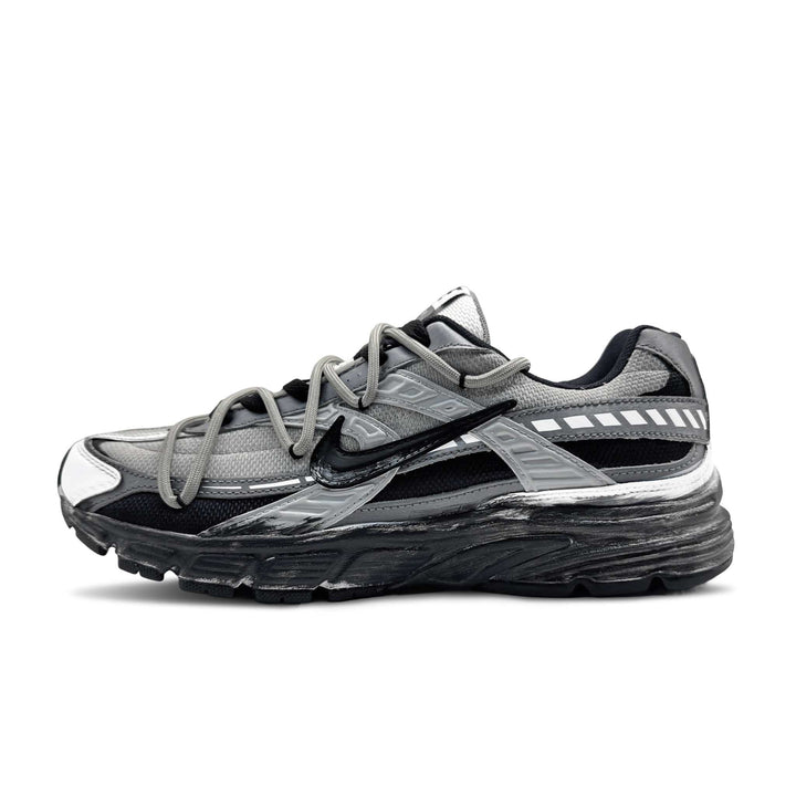 Nike Initiator Moon حذاء حصري للرجال والنساء تصميم أنيق ومريح