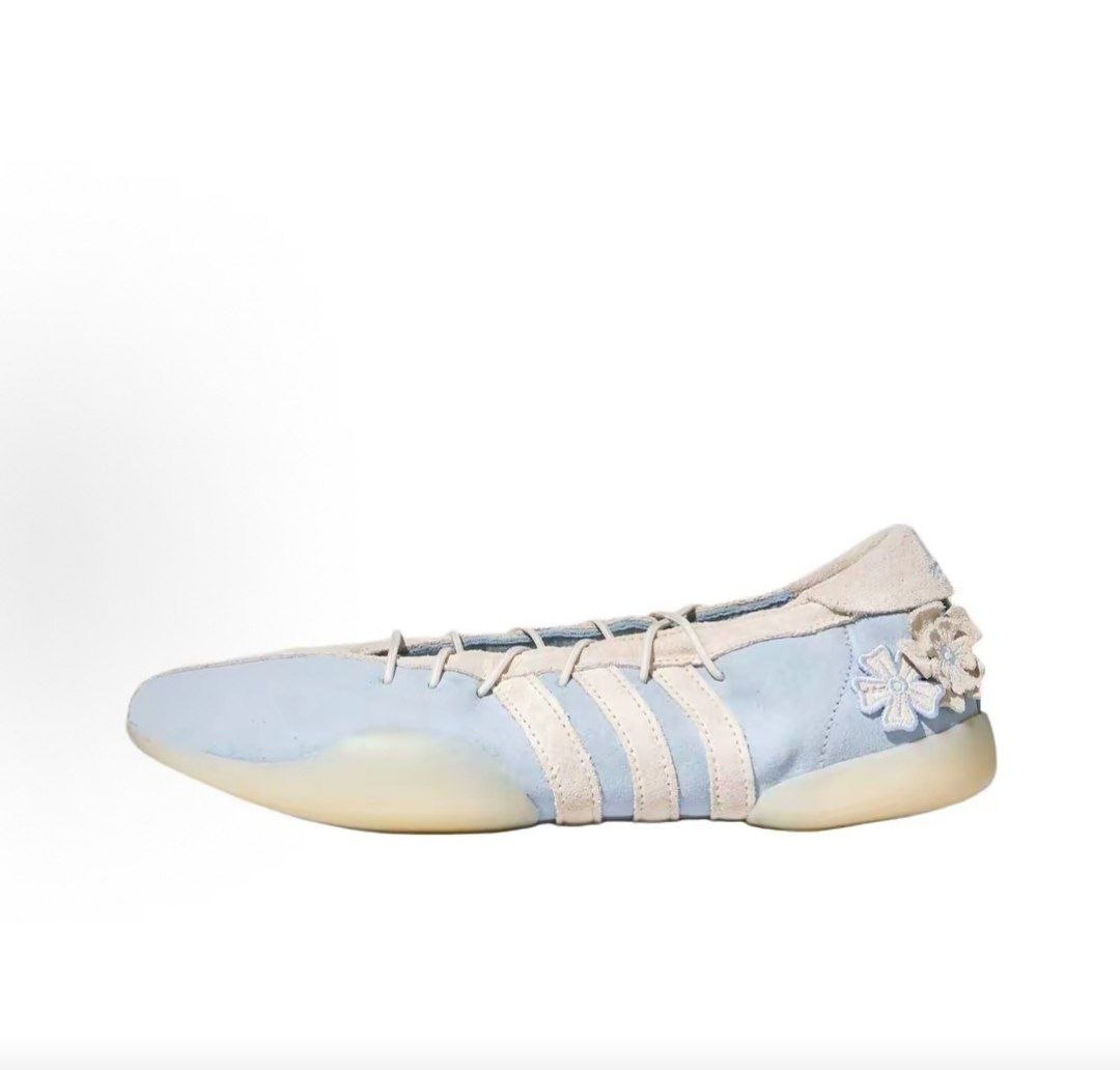 حذاء adidas باليه مسطح مزين بالورود أزرق سماوي