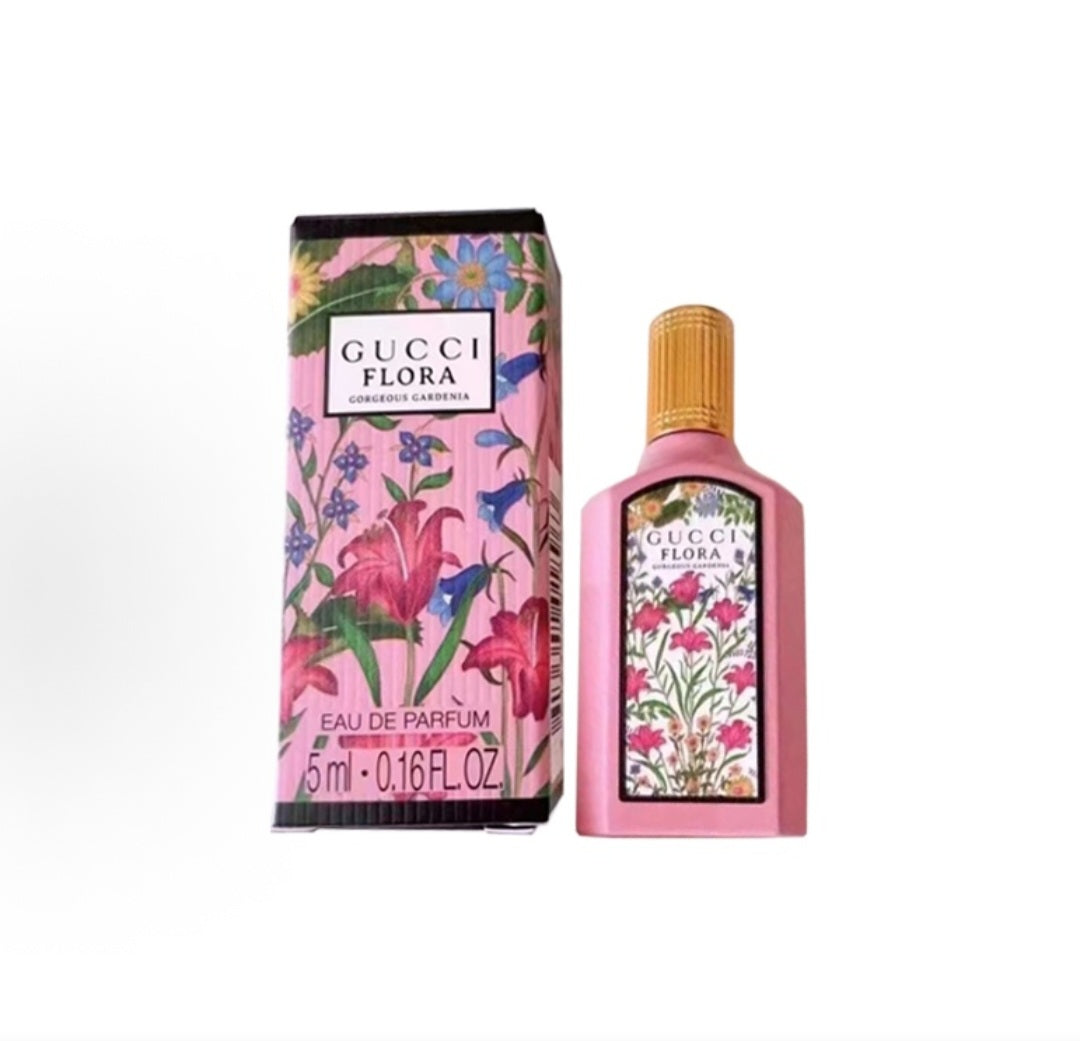 عطر Gucci Flora Gorgeous Gardenia بحجم ميني للسفر