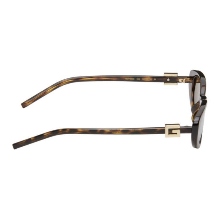 نظارات شمسية Gucci بتصميم Oval وإطار بلون Tortoise
