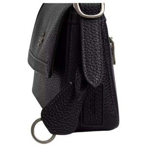 COACH Etta 25 Pebble leather Black.