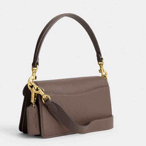 حقيبة Coach Tabby Shoulder Bag جلد طبيعي فاخر لون بني.