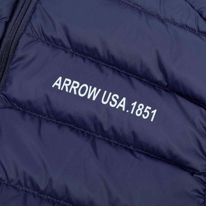 سترة كحلية مبطنة بدون أكمام من Arrow USA 1851.