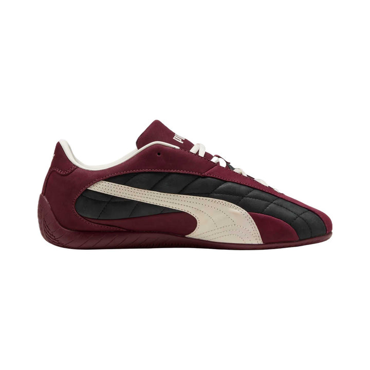 حذاء PUMA speedcat plus بلون عنابي كلاسيكي بتصميم أنيق وأداء مميز