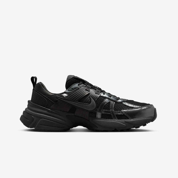 Nike |نايك P-6000 Triple Black sneaker with sleek all-black design, dynamic sporty accents, and durable mesh-leather blend.