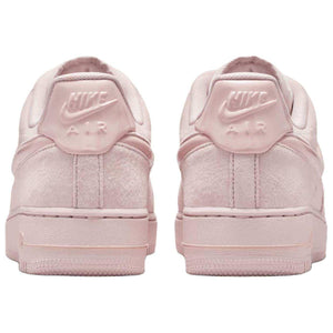حذاء Nike Air Force 1 وردي شمواه نسائي.