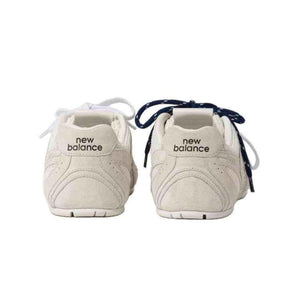 سنيكيرز New Balance من الشبك والجلد السويديNew Balance X Miu Miu.