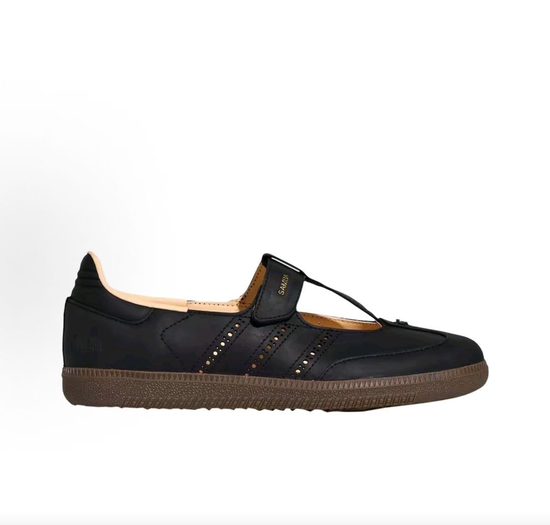 حذاء Adidas Samba نسائي بتصميم كلاسيكي مريح باللون الأسود